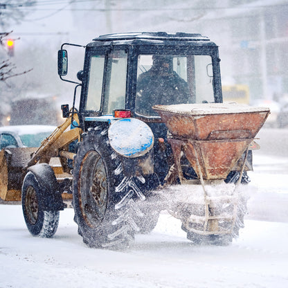 white deicing rock salt